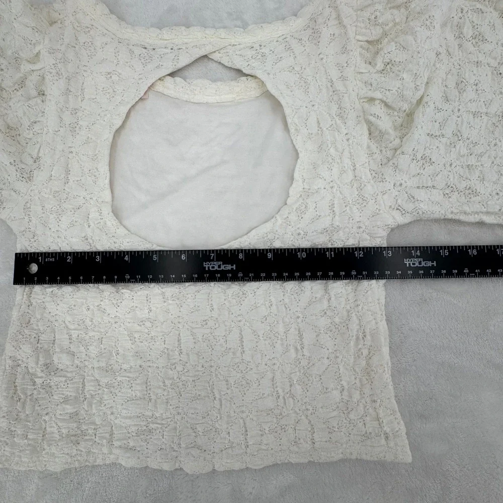 Free People Boho Floral Cream Lace Open Back Puff Sleeve Top Woman's Size Small